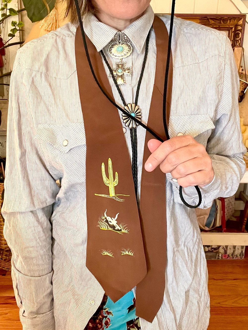 Vintage OOAK Embroidered Southwestern Cowboy Poetry Cactus Steer Necktie 1970βs